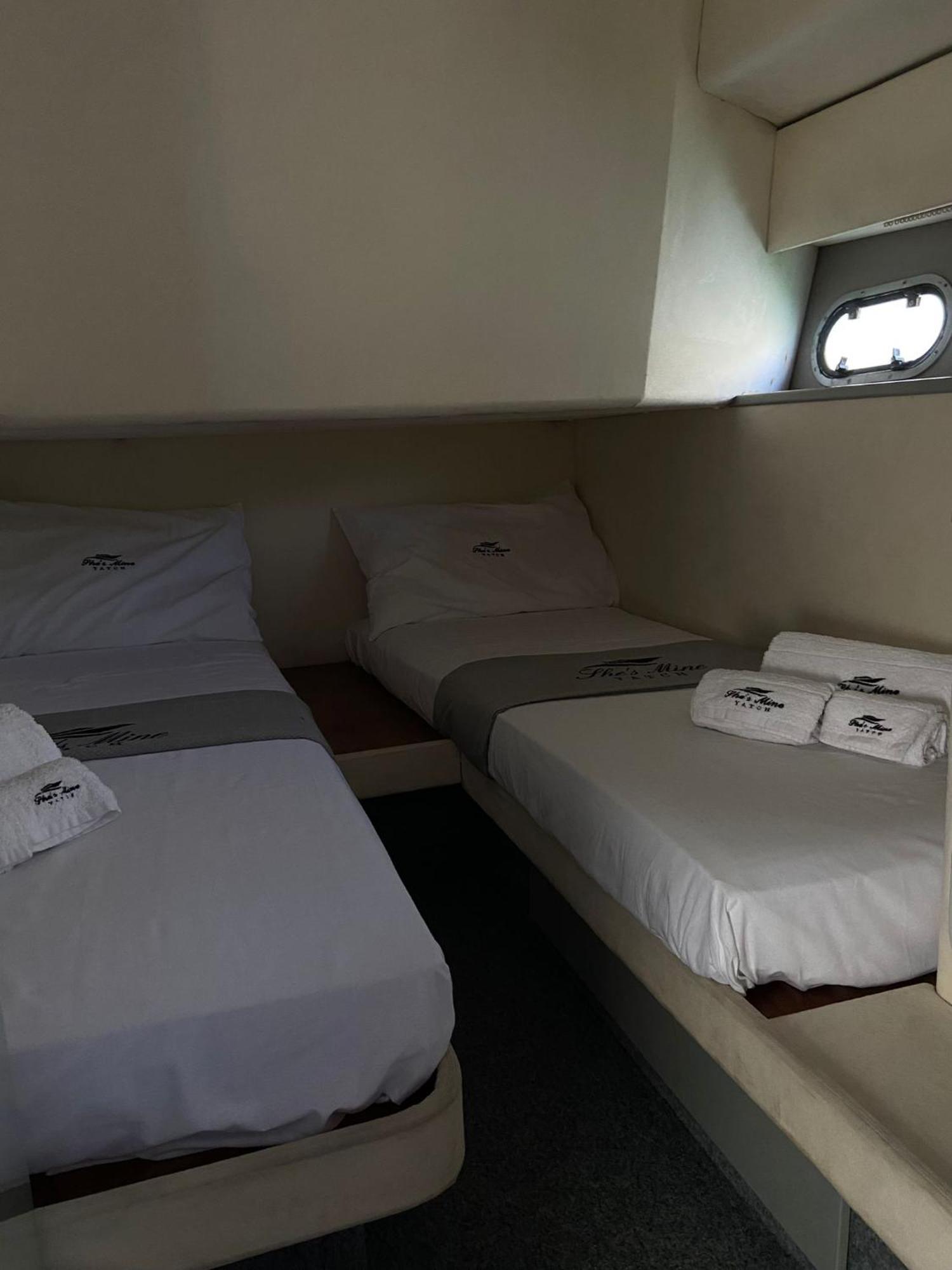 Hotel She'S Mine Yacht Aeroporto di Catania Fontana Rossa Esterno foto